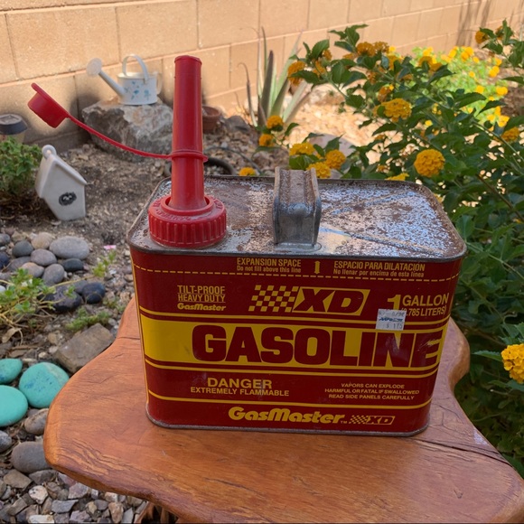 Other Vtg Xd Gasoline Can Gasmaster 1 Gallon Red And Yellow Gas Can